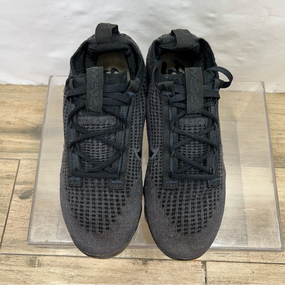 Nike woman’s Vapormax 2021 FK Flyknit Sneaker Triple Black size 5 Y Women’s 6.5 - Picture 6 of 10